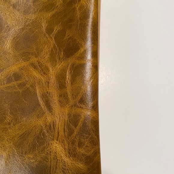 NEW Leather cell phone crossbody/pouch - Picture 6 of 12